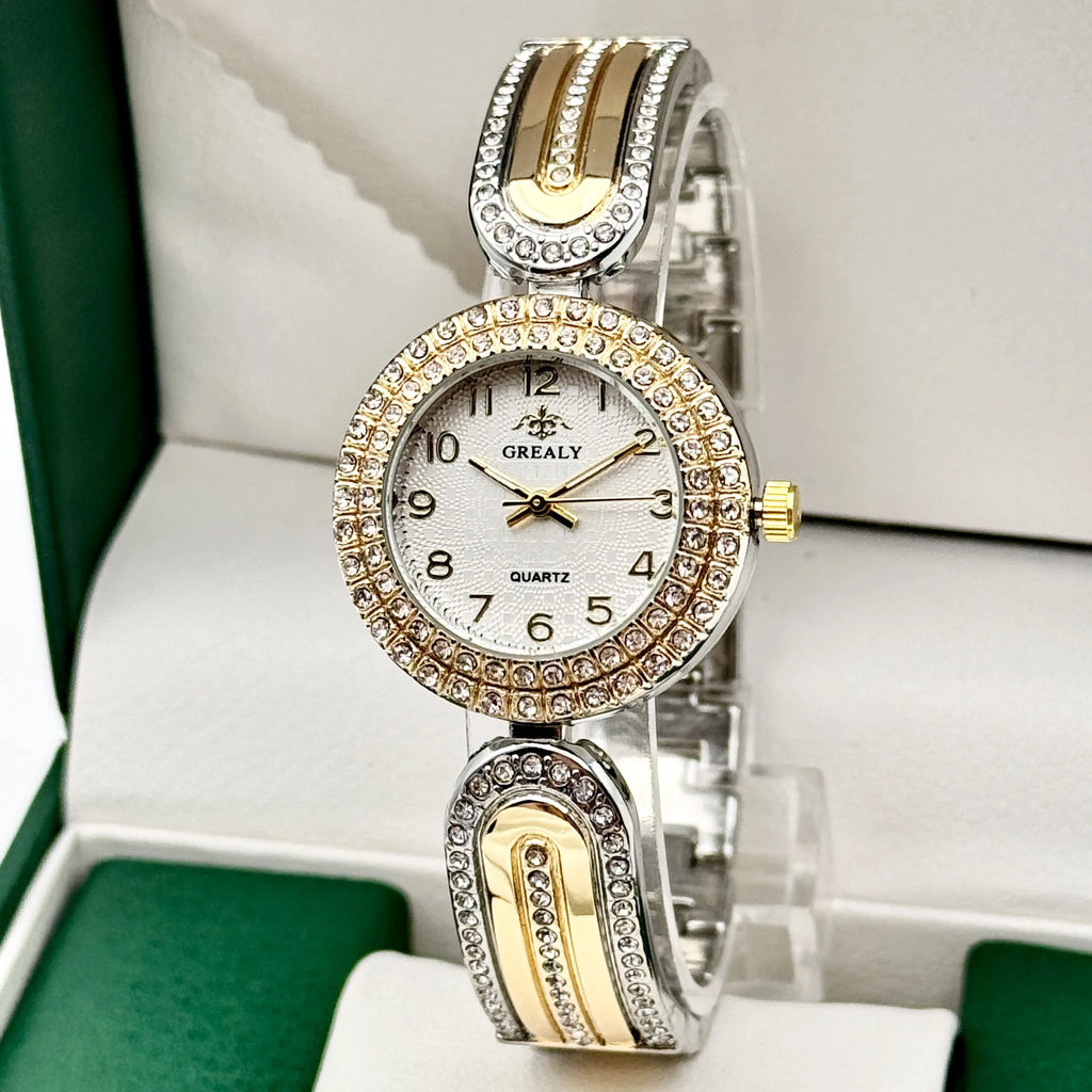 Pretty Girls Wear Prime Watches✨️